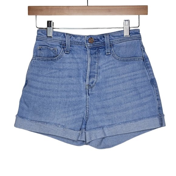 PICK 3 FOR $20 Hollister Ultra High-Rise Mom Short Button Fly Light Wash Size 1 - Picture 1 of 8